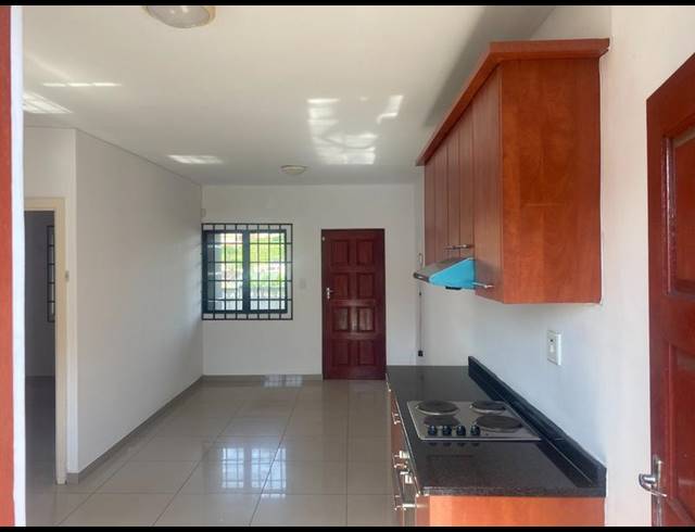 3 BEDROOM APARTMENT FOR SALE IN SUNFORD